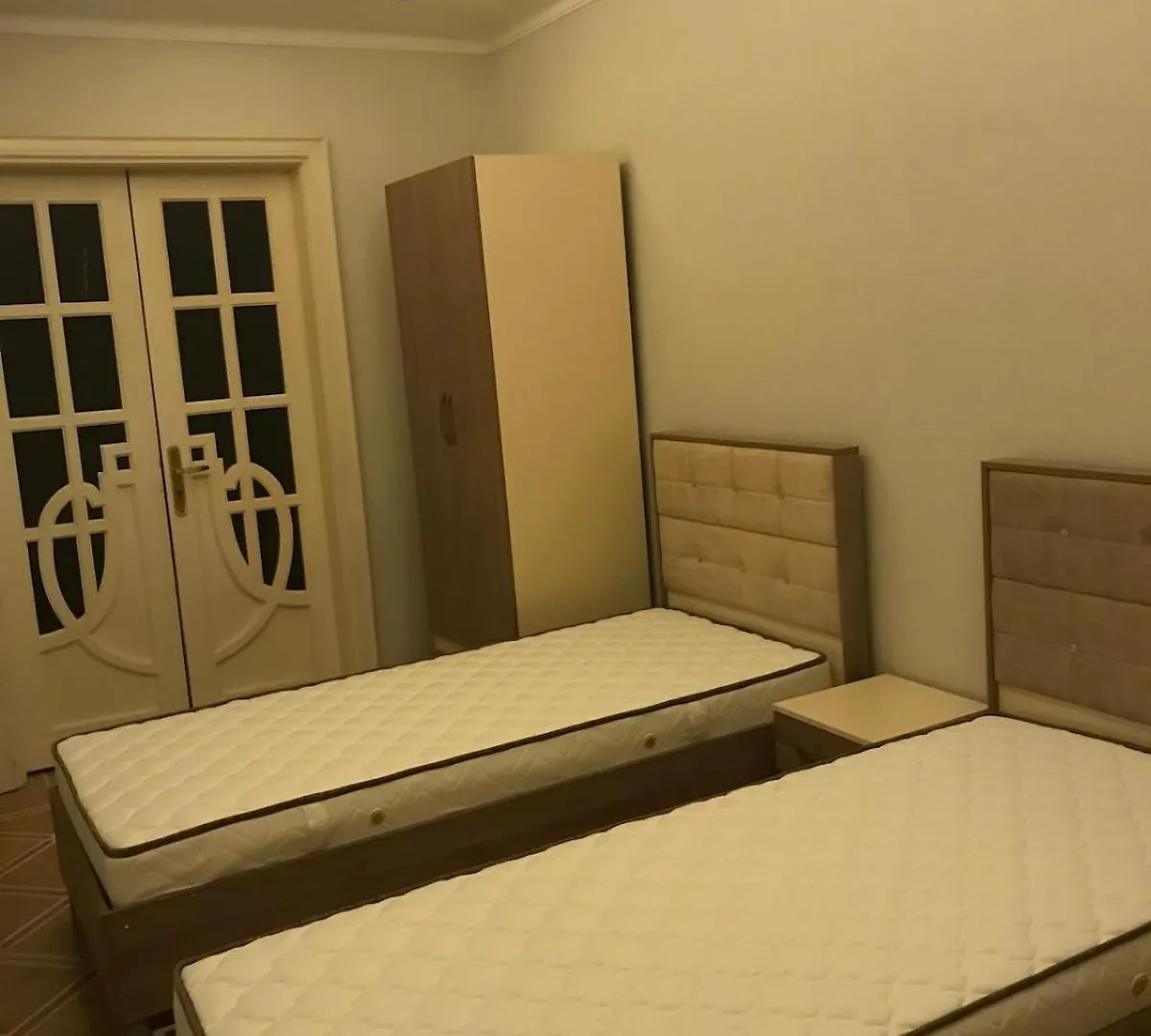 A Newly Renovated One Bedroom Apartment On Huseyn Javid Ave Baku Azerbaïdjan